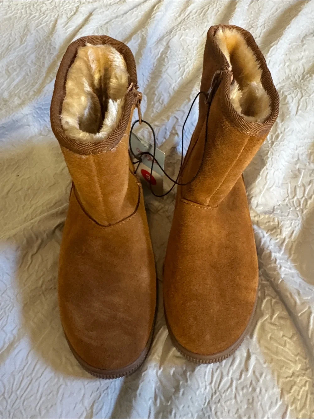 NWT Cat & Jack Kids' Suede Plush-Lined Boots - Brown size 3